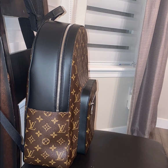 Louis Vuitton Josh Backpack - Picture 4 of 8